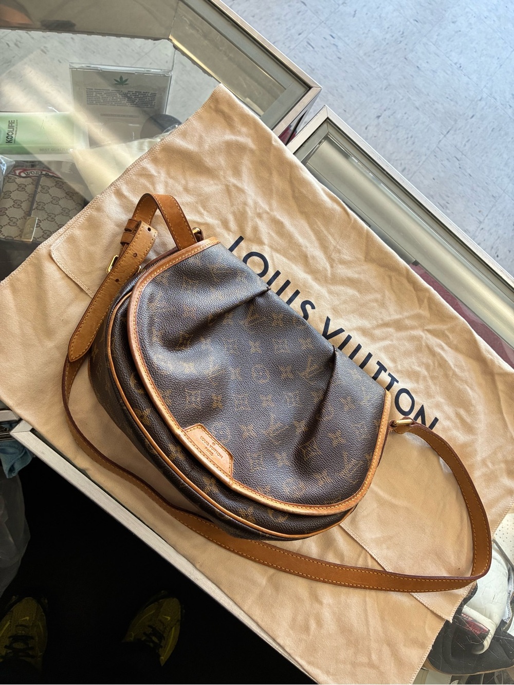 LOUIS VUITTON Monogram Menilmontant PM Shoulder Bag M40474 Pre Owned Used Rare